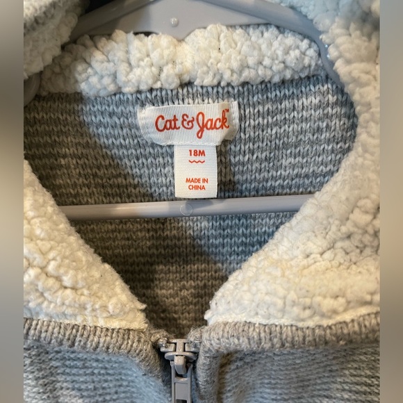 Cat and Jack bear ears hoodie, size 18m - Picture 6 of 10